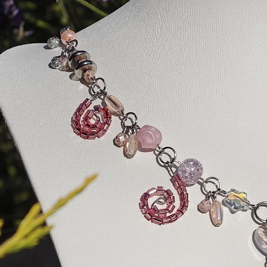 Pink Countess of Vines Necklace Novyra