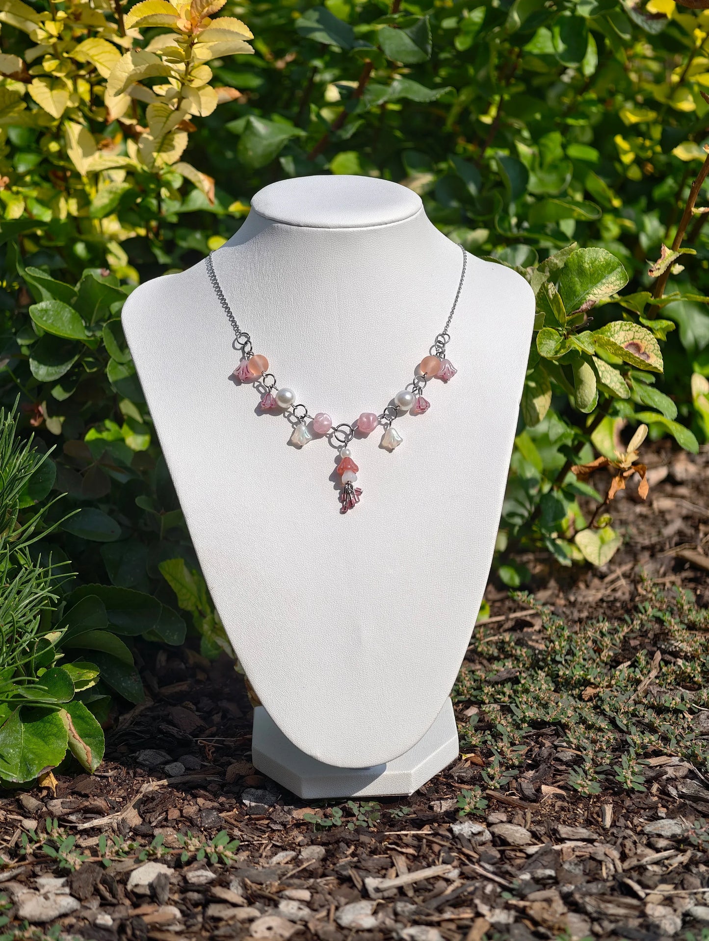 Pink & White Baroness of Spring Necklace Novyra