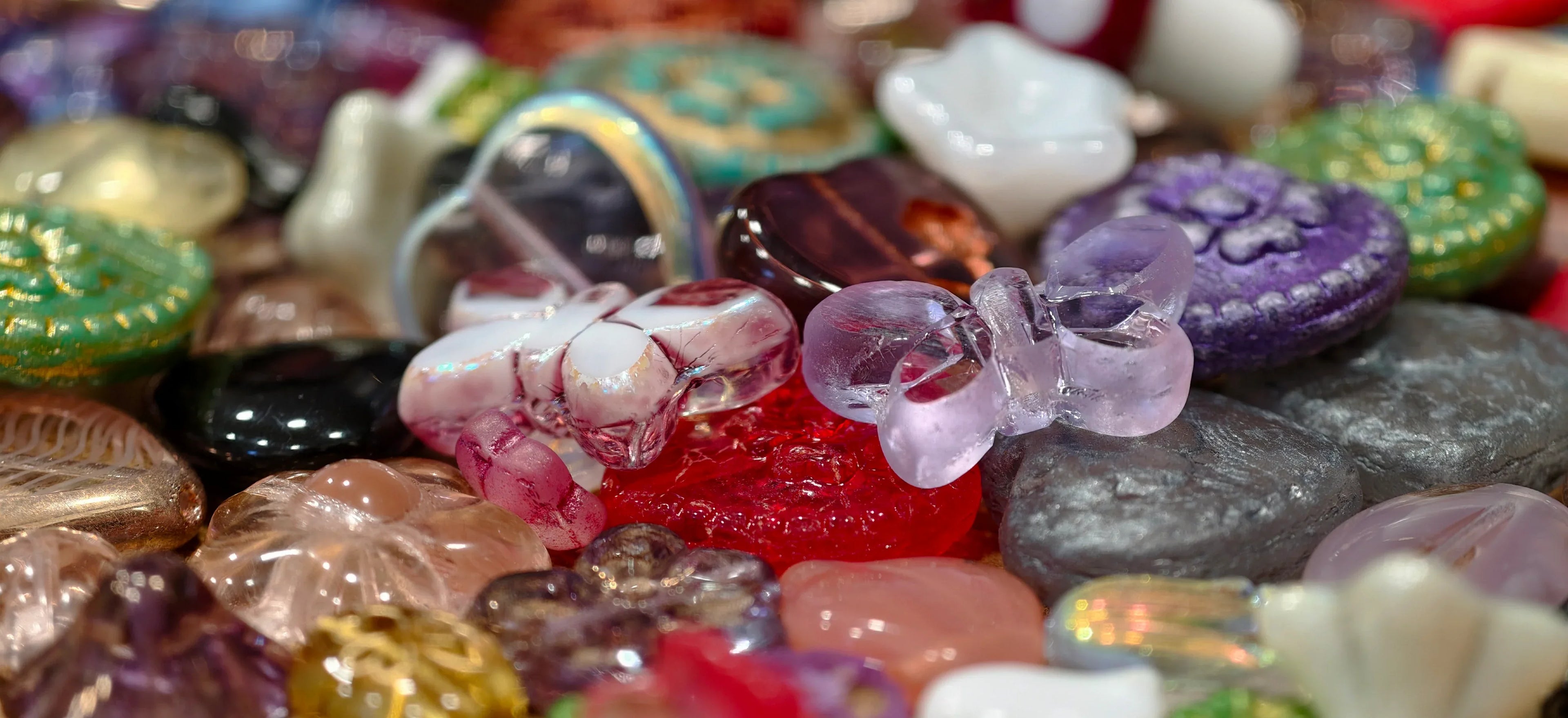 Novyra Jewelry and Clay Art