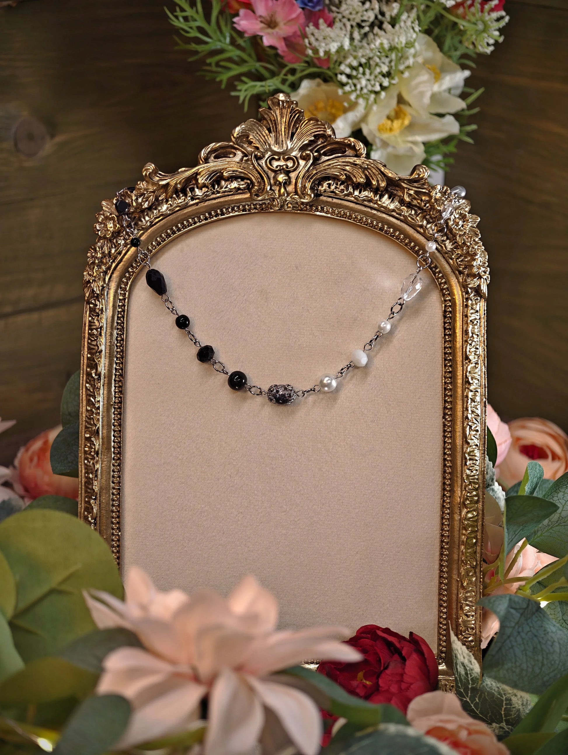 Novyra Jewelry and Clay Art Yin-yang Viscountess Necklace Novyra