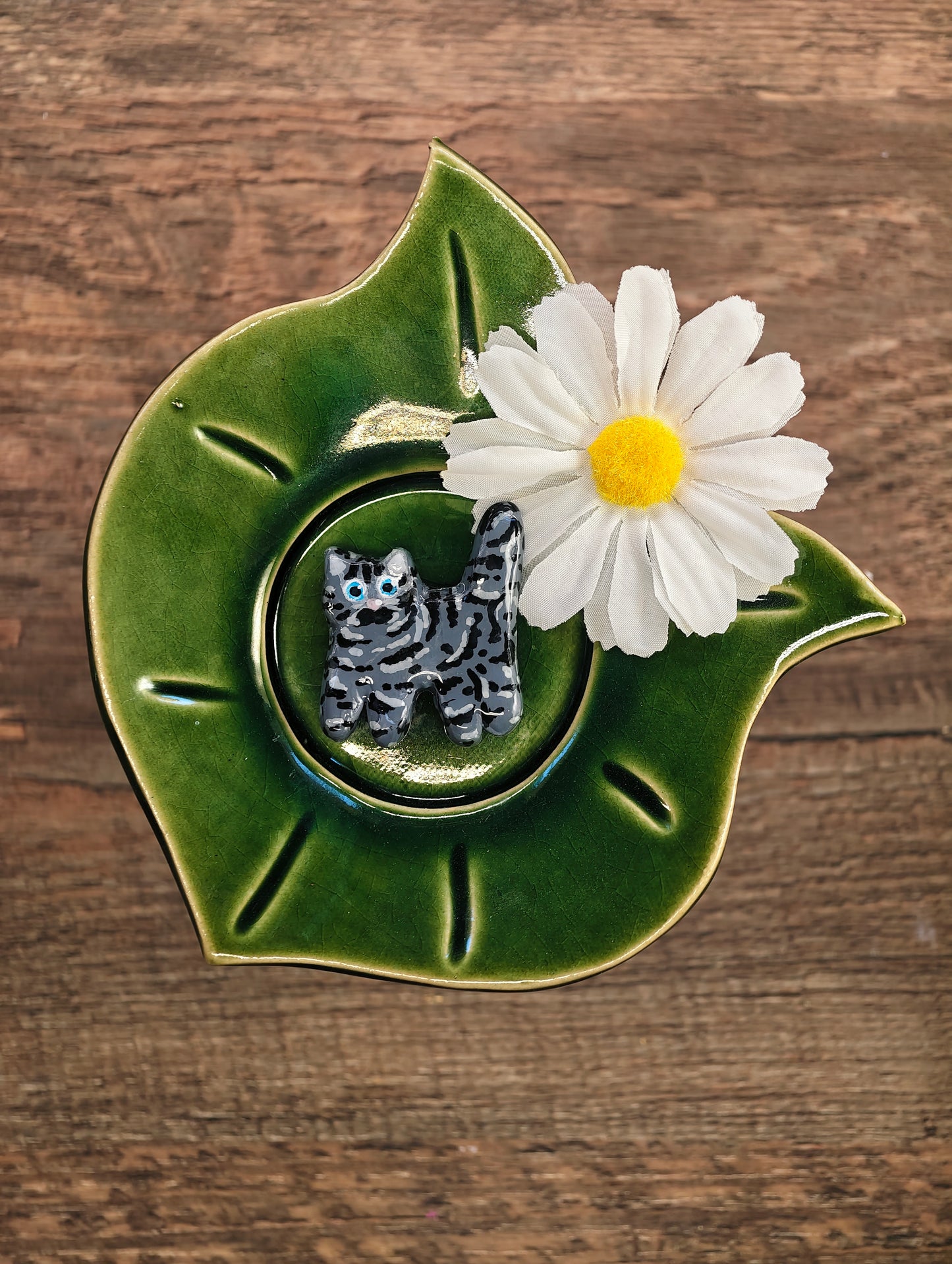 Novyra Jewelry and Clay Art Grey standing cat Magent