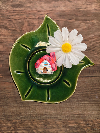Novyra Jewelry and Clay Art Mini HHouse white red