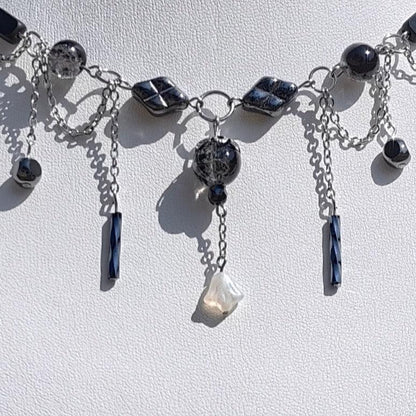 Black & White Marchioness of Elegance Necklace Novyra