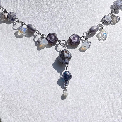 Grey Countess of Nature Necklace Novyra