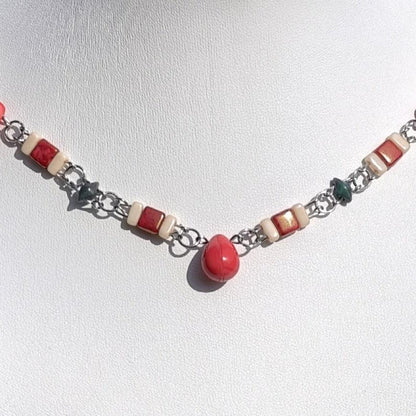 Red & Green Viscountess Necklace Novyra